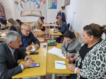 “Məktəb idarəçiləri üçün effektiv ünsiyyət strategiyaları“ mövzusunda ixtisasartırma təlimləri.